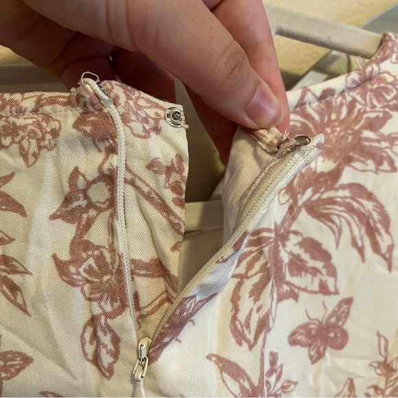 Ivy City Co Odette Dress Pink Mauve Floral - Picture 7 of 9